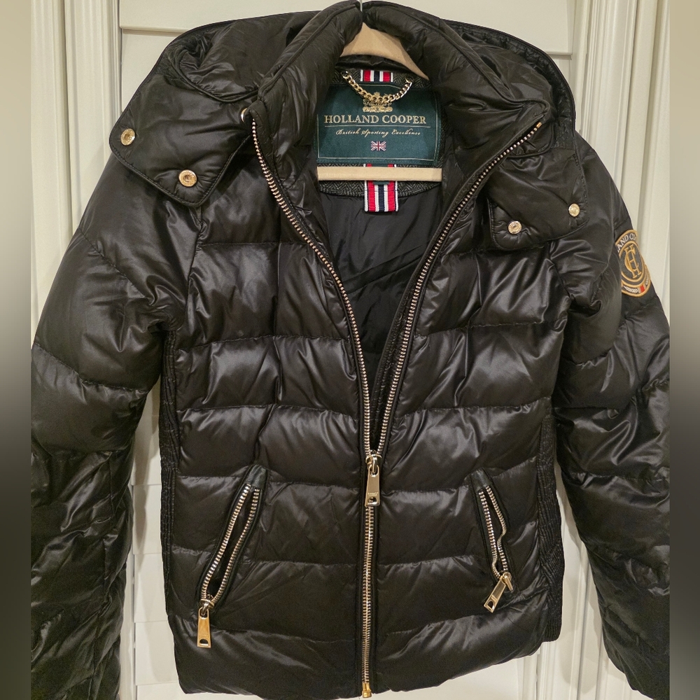 Holland Cooper Women's Black Puffer Coat